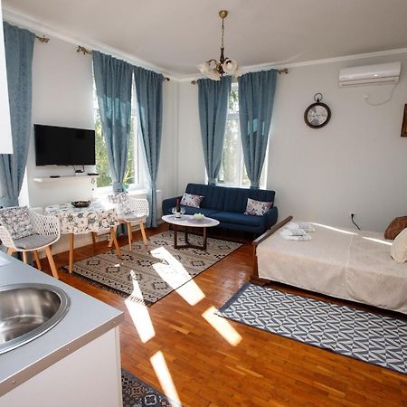 Angeli Vila Apartments Subotica Buitenkant foto