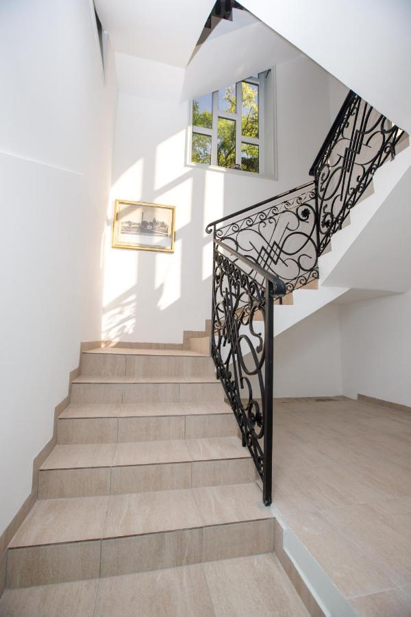 Angeli Vila Apartments Subotica Buitenkant foto